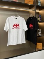 Balsenciaga巴黎世家2025Ss新款字母硅胶爆裂痕立体凹凸情侣休闲短袖T恤 最高版本！定制面料290克100%双纱棉！字母硅胶爆裂痕立体凹凸工艺设计！