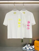 Ss古驰纯棉最新面料经典标识图案Logo时尚简约潮流短袖，最顶级的品质专柜原单短袖，顶级制作工艺进口面料，专柜款独特设计，采用进口高端订制面料。官网在售！面料版