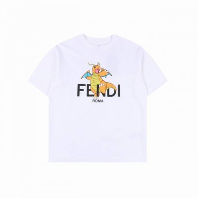 fendi 芬迪 24Ss 宝可梦联名小火龙印花短袖 采用300克丝光双面面料 1*1罗纹 绒面发泡印花 整件成衣总共用了12张菲林 印完之后再通过高温来进行绒