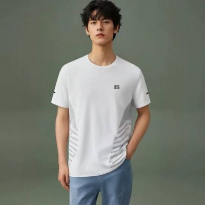 Kolonsport 可隆2025夏季新款男士冰丝弹力速干短户外运动短袖T恤！ 夏季首选的一款速干短T，D家研发专利冰丝速干面料， 透气舒适排汗性能非常好，上身