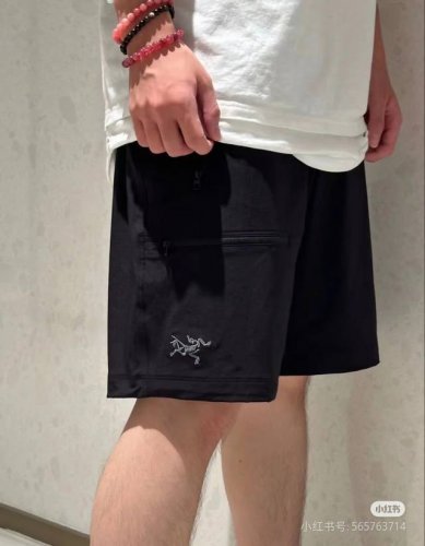 高端百灵刺绣 Arcteryx始祖鸟 Gamma Lightweight Short 9 纯色Logo刺绣系扣直筒夏季中腰休闲短裤 Gamma软壳短裤 男女同款