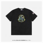 moncler 蒙口 25Ss 彩色大标Mk刺绣短袖 面料采用230克重精梳棉，定制32支1*1螺纹，成衣两遍水洗处理，面料舒适亲肤无异感，定制定染面料，纺织密