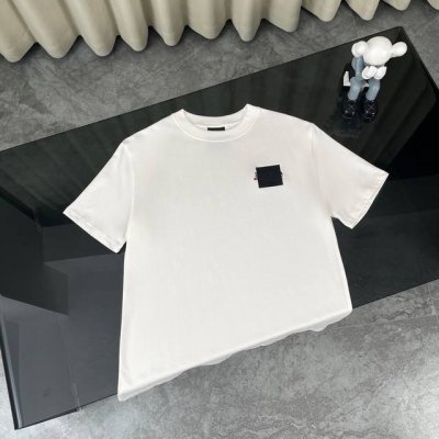 Balenciaga巴黎世家可乐经典款Logo胶带款短袖T恤 面料: 300重磅纯棉，随意对比 采用特定重磅32S精棉平纹针织面料，300克重；搭配32S+70