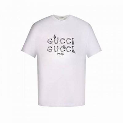 gucci古驰硅胶拉链印花短袖 t恤采用高品质面料 重量为270克 材质为100%双纱全棉 确保穿着舒适且耐用 特别设计的硅胶拉链印花 增添了时尚元素 彰显个性