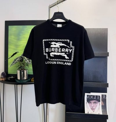 黑色款号：D245白色D246 纯原臻品 全网最高版本 Burberry 巴宝莉25Ss春夏新款 战马针织短袖 轻奢主义 男女日常通勤穿搭必备单品 正确版本 欢