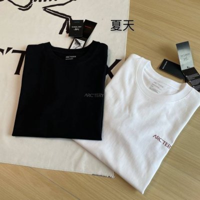 细节图 夏季品质好货Arc'teryx 始祖鸟 三色Logo 太美了鸟家年度最优质的印花发泡浮雕短袖 这款全网断货 爆 260克人体舒适最佳克重 无与伦比的发泡