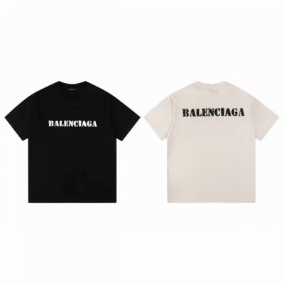 款M49 巴黎世家130 巴黎世家 Balenciaga 新款破洞直喷短袖 袖口下摆采用磨烂工艺双线的针法加持走线平直 采用纯棉面料 经过精纺工艺制成 质地紧实