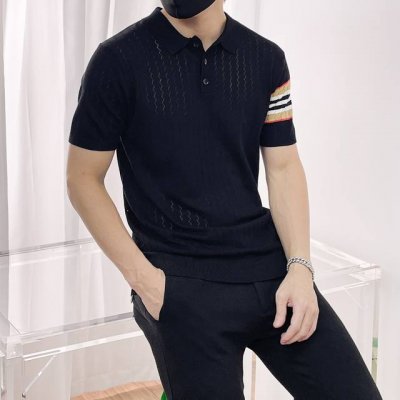 巴宝莉 2025 新品短袖polo 帅气时尚 顶级定位顶织字母Logo 简约百搭款 面料针织 不仅挺括 保持潮流的廓形 又穿着舒适 纱织更细腻 码数M-3Xl