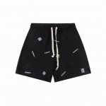 Givenchy 纪梵希 水洗刺绣破坏短裤 面料采用330克全棉材质，手感软糯舒适，成衣水洗工艺，进口Tajima机台定位刺绣，定制纯银弧形贴扣，纯手工缝合，定