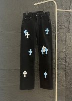元，高端， 款号：X035黑蓝 这是Chrome Hearts 克罗心Ch城市限定系列中代表洛杉矶风格的一款神裤. 复杂工艺 这款裤子制作工艺极其复杂，需先成品