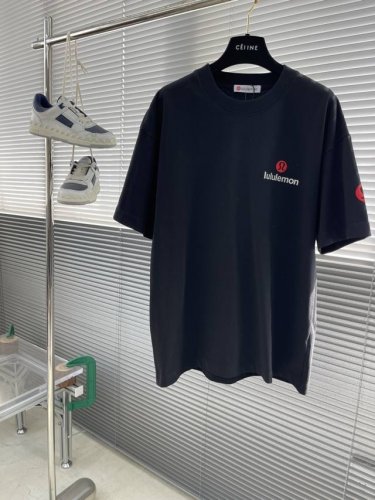 Lululemon 高阶立体Logo短袖 双层螺纹领口 肩部通肩压条 280克纯棉面料舒适透气 男女同款 码数：S-Xxl S码衣长73 胸围106 肩宽53