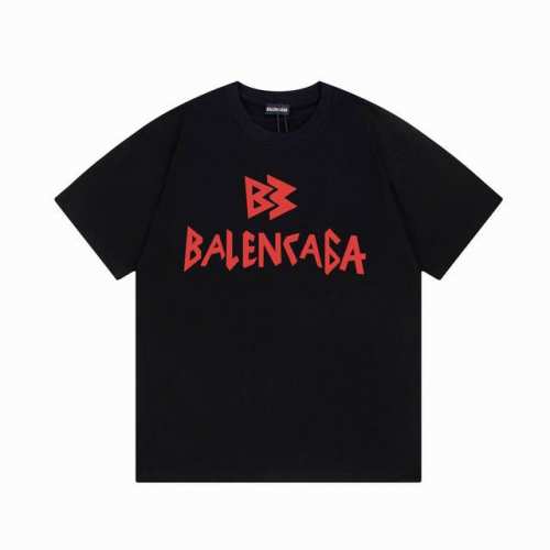 Balenciaga 巴黎世家红色字母短袖， 品质升级，精致做工，手感柔软，充满了复古工艺还拥有厚实的手感，标志性的图标，独有的辨识度。高克重纯棉质感一流！男女