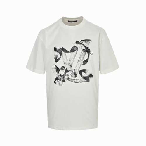 Louis Vuitton 路易威登 白鸽印花短袖 正品6994购入开发，采用32支潮牌精疏棉260克面料，领口1*1索罗纳舒弹螺纹，胸前数码直喷工艺，面料酵洗