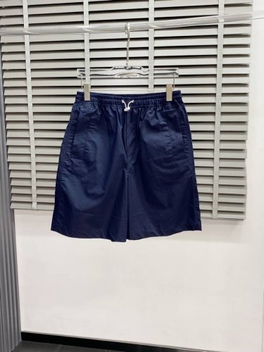 Gucci古驰独家专供新款休闲短裤 高端版本 专柜定制面料 透气舒适度高 细节无可挑剔 品牌元素设计理念 体现高品质 手感细腻柔软 呈现休闲裁剪 上身版型超赞