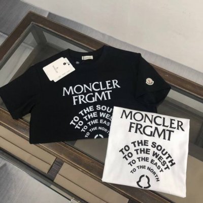 moncler 蒙口最新的贸易订单短袖T恤 全品相 胸前标识Logo印 上身舒适透气 不僵硬 整体有着丰富的立体感 品质出口订单.满足通勤人们对于着装的简约需求