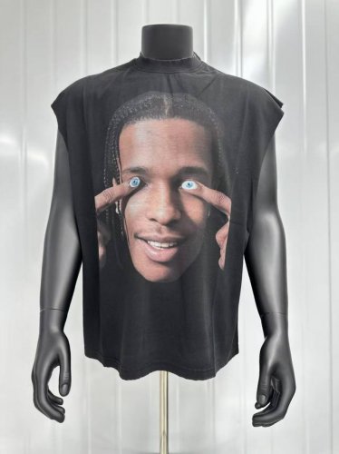 Vt004 Travis Scott斯科特Big Face人像浮夸搞怪印花复古水洗做旧无袖坎肩T恤 小领口设计 白墨数码直喷印花 手工磨破工艺 高街复古重磅做旧