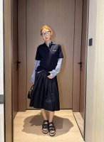 9225 miu 字母刺绣翻领polo衫 独家Yb开发 高版出品 秒出街自带慵懒随性和活力感的一款polo衫 舒适廓形包容性强 上身轻松驾驭 面料柔软舒适质感超