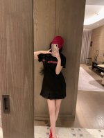 上新 gucc* 古驰 订制三色织带金属扣polo领连衣裙 颜色 白色 黑色 码数 Sml见尾图