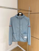 tb、2025最新品，时尚休闲套装，顶级原版面料打造，穿着舒适，色牢度超高！码数：M-3Xl