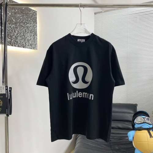 Lululemon露露乐蒙 25Ss新款反光短袖T恤 爆款首选面料全新升级 采用高克重布料 洗完水260克 不缩水不变形 上身阔挺效果极佳 且舒适柔软质感十足