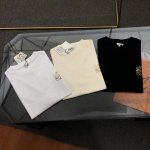 Loewe罗意威2025春夏新款刺绣Logo圆领领短T 高版本高品质原版面料 网红明星同款 胸前立体刺绣工艺，面料为260G纯棉面料，手感非常舒服 超级百搭好看