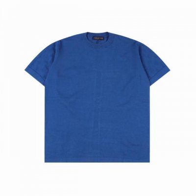 louis Vuitton 路易威登 25Fw 新款 提花袖毛织短袖 毛料选用100%全精梳棉纱纱线，从工艺上来说，精梳棉在制作的过程中会清理出多余的杂质，让织