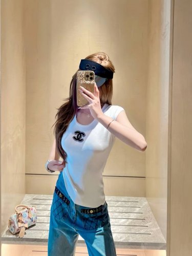 chanel香奈儿小香双C刺绣绑带针织背心 款号：25670104595 颜色：白色 黑色 尺码：均码 80-125斤