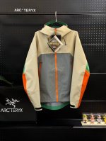 Arcteryx 顶级版本 始祖鸟X松赞2.0联名款 南迦巴瓦 系列 Beta Lightweight Jacket Ss24户外透气冲锋衣南伽 市场唯一全溢胶