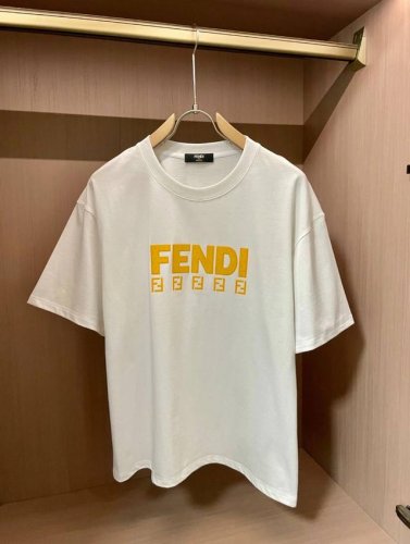 款号:F056 fendi 芬迪 25Ss 潮牌新品印花圆领短袖T恤 春夏最新砖柜同步 Os落肩版型 - 260G双纱纯棉顶级面料 手感柔软 百分百纯棉独家出货