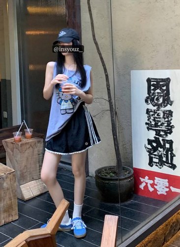 露露乐蒙Lululemon 被追着问！Lululemon 这款短裤杀疯了 宝子们，Lululemon 又出王炸啦！这款速干蕾丝花边休闲短裤，简直是为夏天量身定制