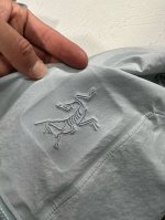 细节图 始祖鸟情侣款户外冲锋衣~ 重磅秋冬新款来袭，2 5年春秋最新款 Arc'teryx 始祖鸟冲锋衣！ 专柜醉新版，兄弟千万别错过！ 先进压胶技术！采用专业