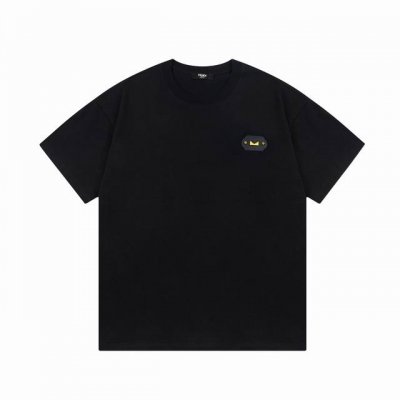 Fendi 芬迪 2025新款 小魔怪皮标 恶魔眼睛 字母Logo 男女同款 短袖T恤 定制270克100 双纱纯棉面料 定染32支双股螺纹 领标吊牌主唛三标齐