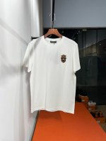 新款 2025春夏双丝光棉圆领短袖T恤，对面料控有极高要求的 推荐！！Dg珠片刺绣男士短袖T恤衫 经典皇冠主题设计 以蜜蜂刺绣图案来呈现 不夸张的同时细节上高档
