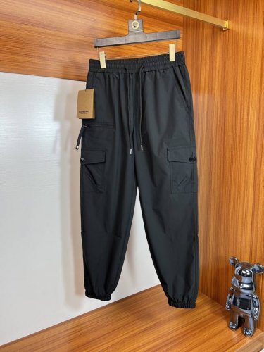 Burberry 巴宝莉 2025春夏新品 三标齐全 休闲裤 工装裤 好货不用过多介绍 看细节 专柜码数 M-4Xl 175 140上身L