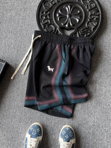 专柜顶级新品！ 人气爆款！Thom Browne 汤姆布朗Tb专柜新品彩虹条扎染长绒棉短裤！恒隆在售万元级，款号：9992 Tb家今年最新新疆长绒棉面料！整条摸