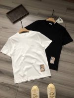 140 巴宝家｜Burberr*Y Fw24 Label Cotton 下摆格纹战马徽标 男女款圆领短袖半袖T恤. 颜色：黑色 白色. 尺码：S M L Xl.