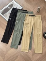 9932# Arcteryx 始祖鸟男士春夏季户外轻薄休闲长裤，一条真正的多功能冲锋好裤，值得每一个热衷户外的男士入手 简约设计，没有多余的装饰，真正的大道至简