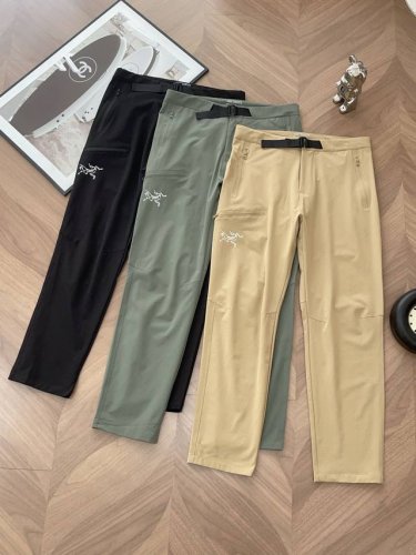 9932# Arcteryx 始祖鸟男士春夏季户外轻薄休闲长裤，一条真正的多功能冲锋好裤，值得每一个热衷户外的男士入手 简约设计，没有多余的装饰，真正的大道至简