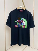 gucci X 北面经典联名T恤 经典永不过时 双层螺纹领口 肩部通肩压条 280克纯棉面料舒适透气 黑白双色 男女同款 码数S-Xxl