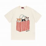 Gucci 古驰 2025新款 数码直喷礼袋猫咪Logo 男女同款 短袖T恤 定制300克100 双纱纯棉面料 康丽数码直喷工艺 定染32支双股螺纹 领标吊牌主