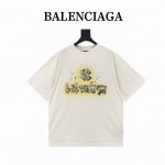 Balenciaga 巴黎世家 手绘Bb字母印花圆领T恤 定制高克重 针织棉面料精心制作，手感特别的扎实，质感拉满，松软细腻上身舒适，优越的吸湿排汗性能，不闷热