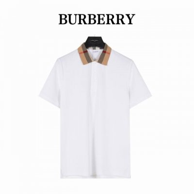 burberry 巴宝莉 经典领口格纹短袖Polo衫 原版品质欢迎对比。1:1经典复刻，合身版型Polo 衫，选用专柜优质大网眼布珠地棉面料打造，跟市场上小网眼