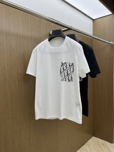 新品 Cd Ss官网新款标识细节棉质T恤衫 订织全棉面料质感好 面料舒适亲肤 超级舒适 A60值得推荐 颜色:黑 白色 尺码:S-M-L-Xl-Xxl