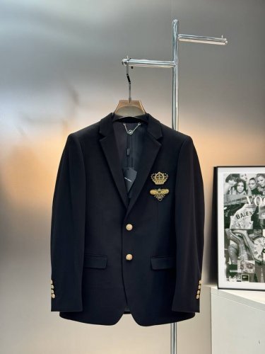 D&G*杜嘉-班纳24S新款休闲西服外套高级印度丝订制.外贸公司订单！独具匠心！实物触感更具有征服力.自带奢华高级感！颜值与实用性兼具.进口原版天眼四面弹面料.
