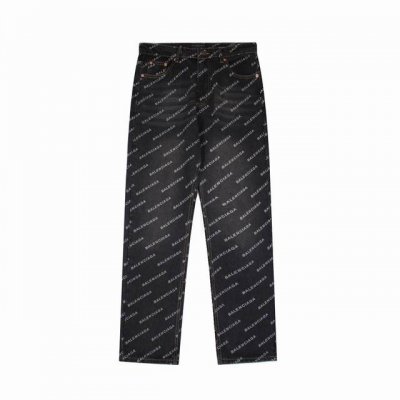 顶级版本 颜色：高级黑 码数28-34 巴黎世家Balenciaga字母Logo弹幕满印单宁牛仔裤 采用进口土耳其面料，精选四季合穿的棉质牛仔面料，布面纹理清晰