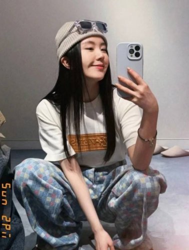 louis Vuitton 路易威登 1V 25Ss 压花皮章针织短袖T恤 最高版本 代购级别 随意对比 穿搭博主纷纷种草 专柜同步在售 定织配色纱线 且整衣纯