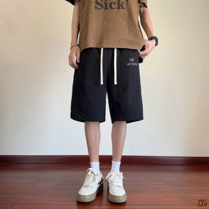 arc’Teryx始祖鸟 独家实拍上新夏季高品质休闲五分裤子潮牌薄款纯色宽松拼接速干冰丝短裤，本季主打，货源充足，放心主推，高端品质，经典设计，做工出色，经典百