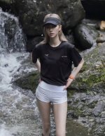 上新 供 。！ 官网爆款 Arctertx 始祖鸟限定印花短袖T恤 Arctertx今年势不可挡，颠覆传统的户外设计，杨幂等明星同款。 采用百分百240克纯棉面