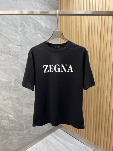 Zzegna 杰尼亚 2025年春夏新品上新 三标齐全 丝光棉圆领短袖T恤 好货不用过多介绍 看细节 专柜码数：M-Xxxl 175 140建议L