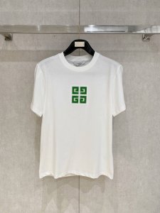 纪梵*Givenchy 25Ss春夏新款首发专柜最新款短袖圆领T恤 手绘工艺 高端订制 设计前卫时尚！品牌Logo重工艺设计 高端定制240克面料.手感柔软.穿